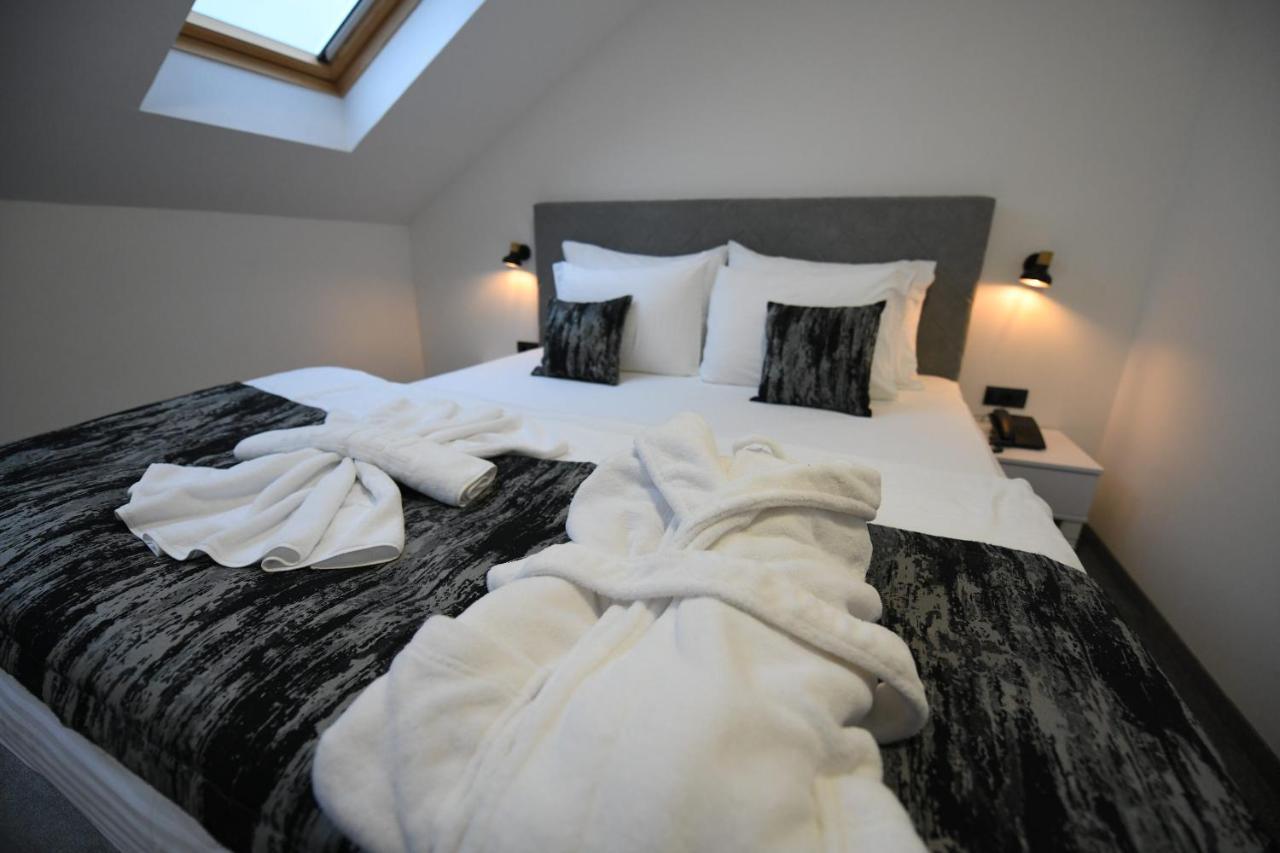 Hotel Kole Čačak Extérieur photo
