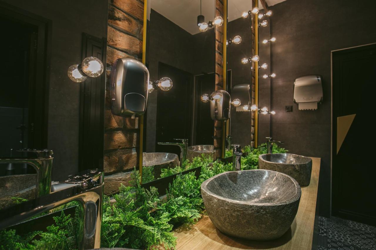 Hotel Kole Čačak Extérieur photo